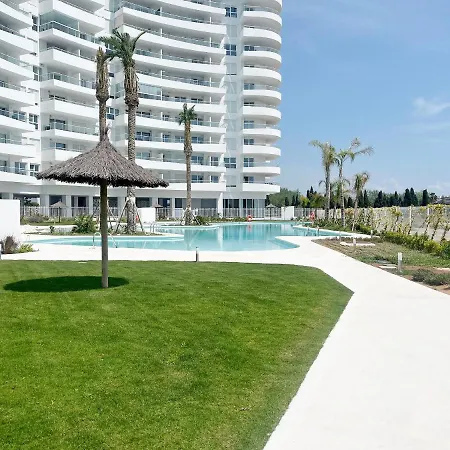Global Properties, Nuevo Con Terraza En Gran Canet Residencial *